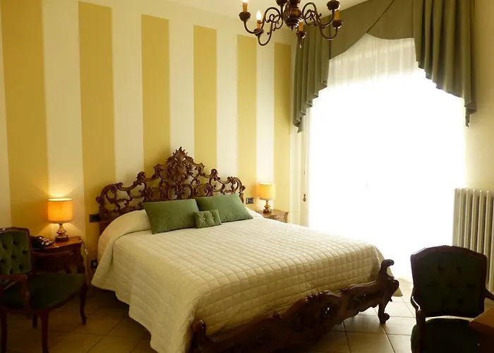 Hotel Belvedere Bike Montà